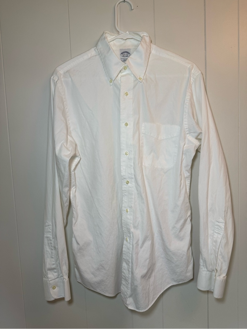 Brooks Brothers Classic White Button-Down Oxford Shirt